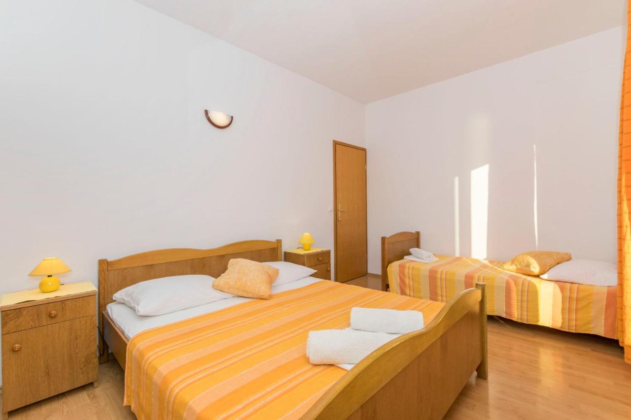 Apartments Tonci Дуче Экстерьер фото